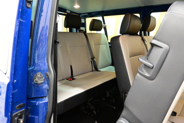 Sininen Tila-auto, Volkswagen Transporter – KOH-133