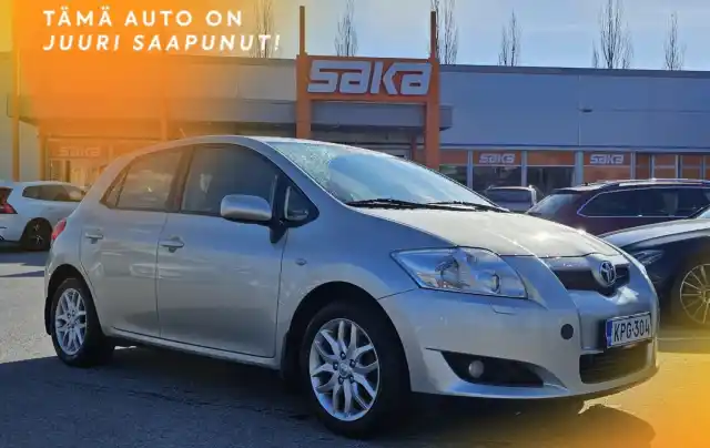 Hopea Viistoperä, Toyota Auris – KPG-304
