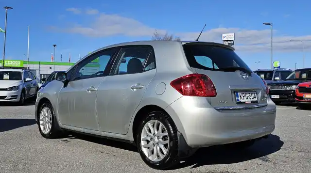 Hopea Viistoperä, Toyota Auris – KPG-304
