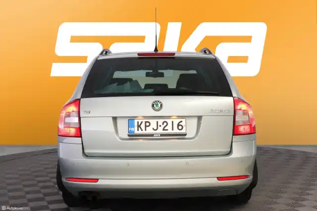 Vihreä Farmari, Skoda Octavia – KPJ-216
