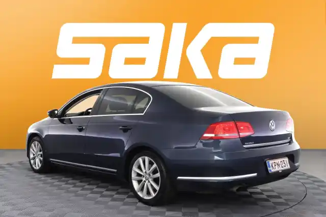 Sininen Sedan, Volkswagen Passat – KPN-231