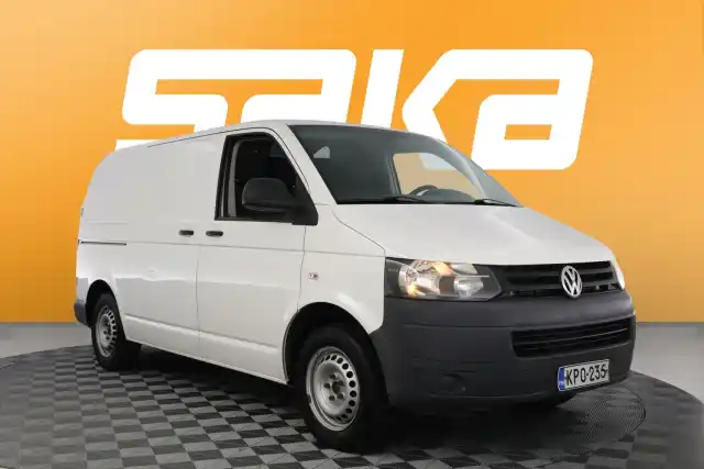 Valkoinen Pakettiauto, Volkswagen Transporter – KPO-235