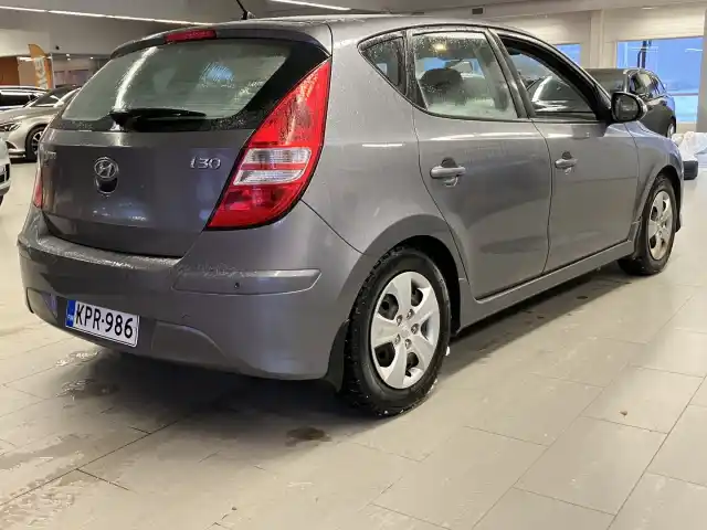 Harmaa Viistoperä, Hyundai i30 – KPR-986