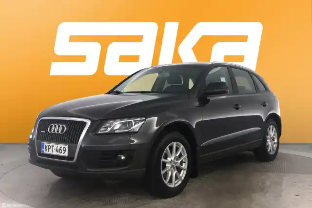 Harmaa Maastoauto, Audi Q5 – KPT-469