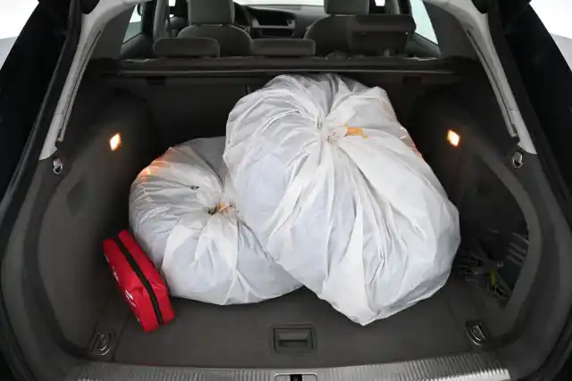 Musta Farmari, Audi A4 – KPV-249