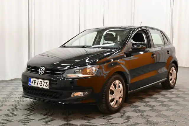 Musta Viistoperä, Volkswagen Polo – KPV-373