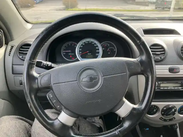 Hopea Henkilöauto, Chevrolet Nubira – KRG-899