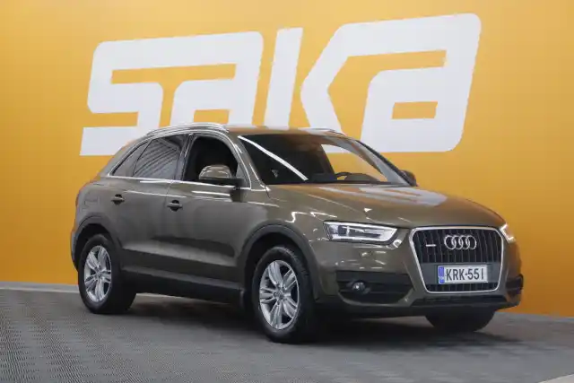 Ruskea Maastoauto, Audi Q3 – KRK-551