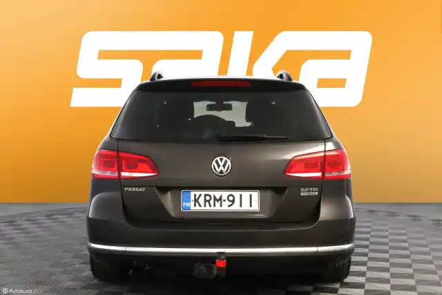 Ruskea (beige) Farmari, Volkswagen Passat – KRM-911