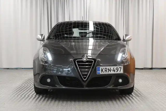 Harmaa Viistoperä, Alfa Romeo Giulietta – KRN-497