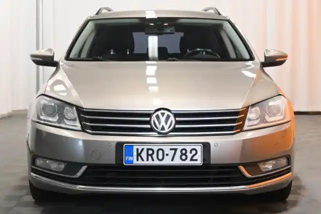 Ruskea Farmari, Volkswagen Passat – KRO-782