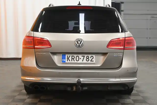 Ruskea Farmari, Volkswagen Passat – KRO-782