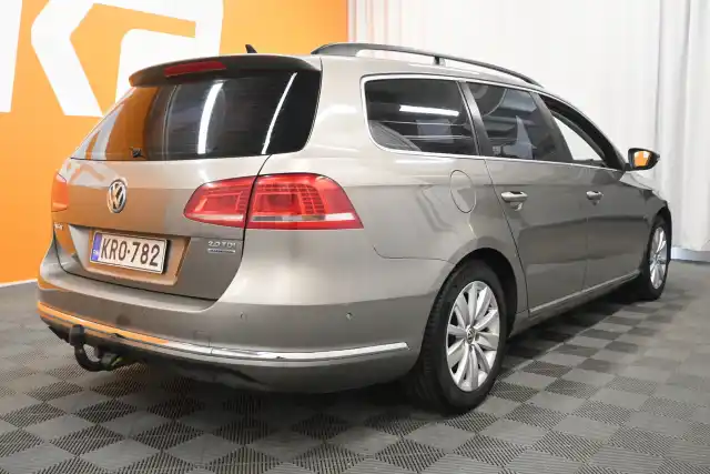 Ruskea Farmari, Volkswagen Passat – KRO-782