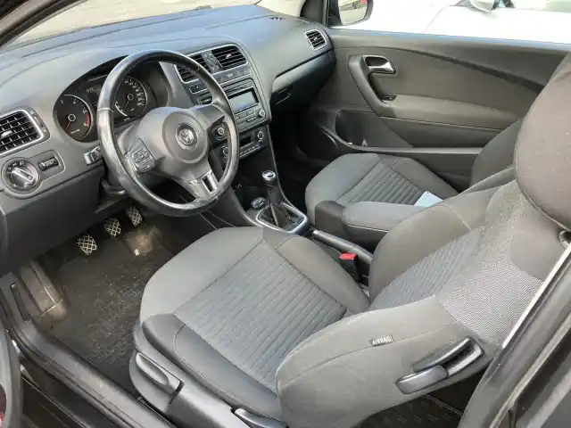 Musta Viistoperä, Volkswagen Polo – KRR-529