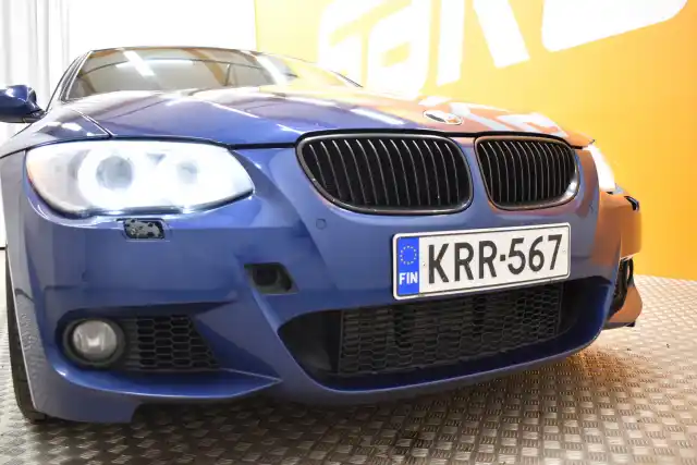 Sininen Coupe, BMW 335 – KRR-567