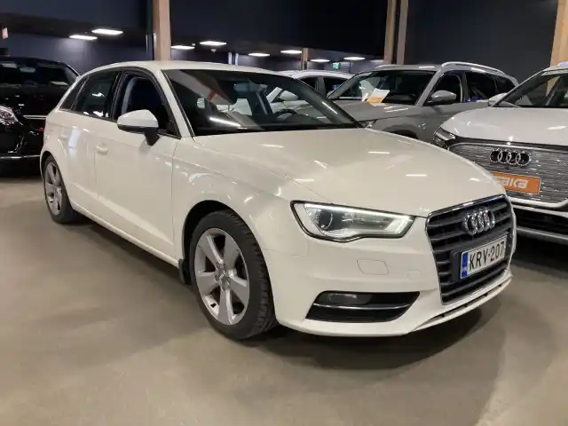 Valkoinen Viistoperä, Audi A3 – KRV-207