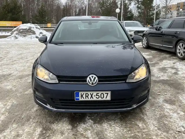 Sininen Viistoperä, Volkswagen Golf – KRX-507