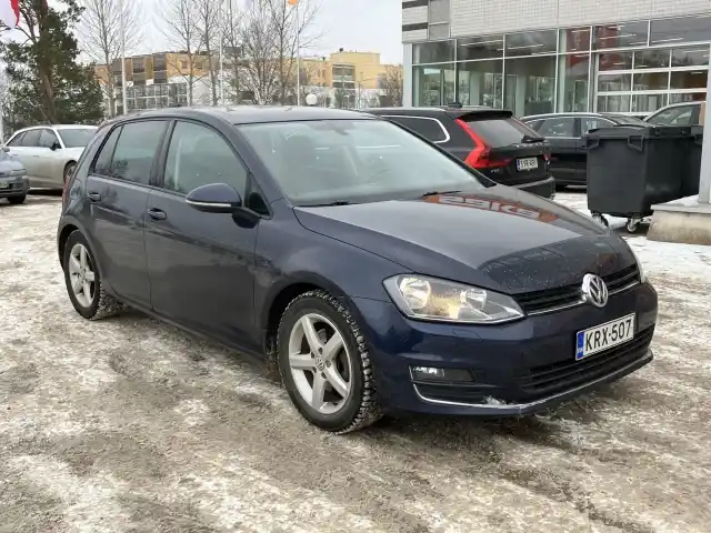 Sininen Viistoperä, Volkswagen Golf – KRX-507