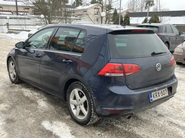 Sininen Viistoperä, Volkswagen Golf – KRX-507