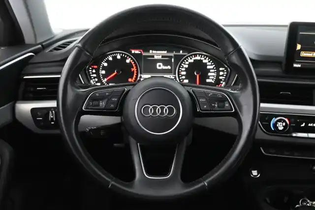 Musta Farmari, Audi A4 – KSC-237