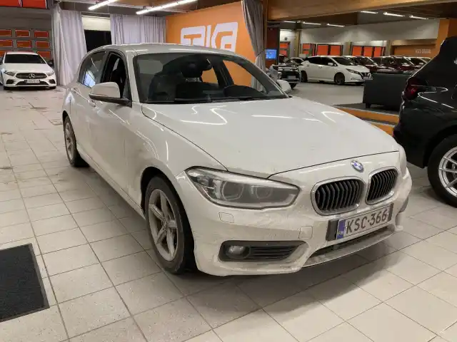 Valkoinen Viistoperä, BMW 118 – KSC-366