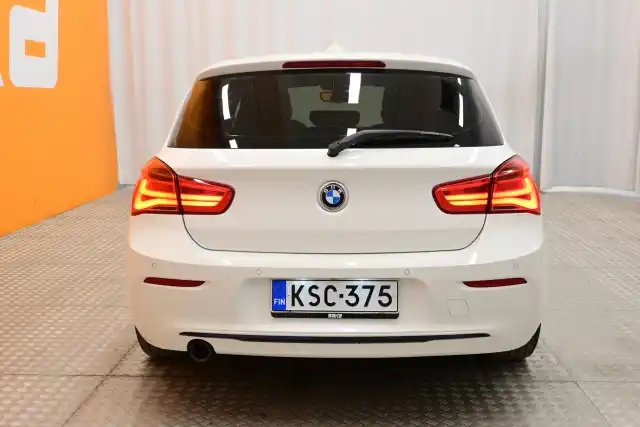 Valkoinen Viistoperä, BMW 118 – KSC-375