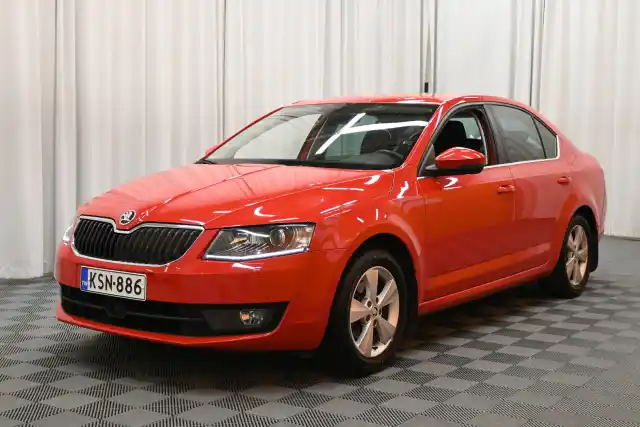 Punainen Viistoperä, Skoda Octavia – KSN-886