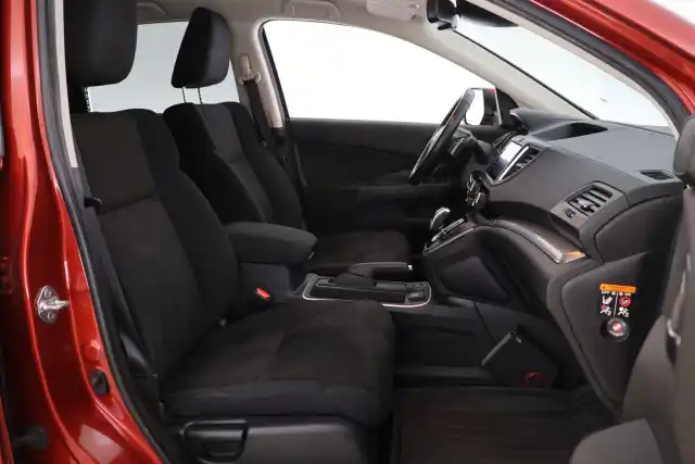 Punainen Maastoauto, Honda CR-V – KSR-268