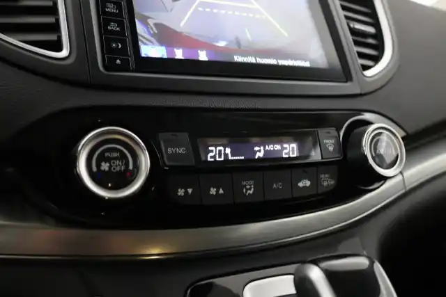 Punainen Maastoauto, Honda CR-V – KSR-268
