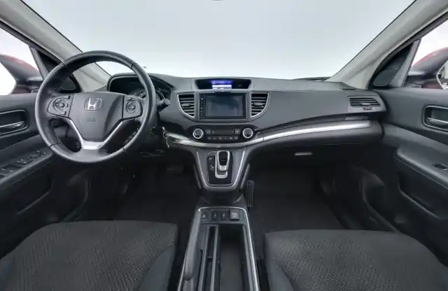 Punainen Maastoauto, Honda CR-V – KSR-268