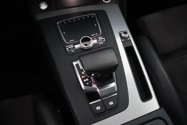 Hopea Maastoauto, Audi Q5 – KSR-737