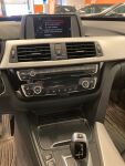 Valkoinen Sedan, BMW 330 Gran Turismo – KSS-162, kuva 5