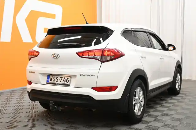 Valkoinen Maastoauto, Hyundai Tucson – KSS-746