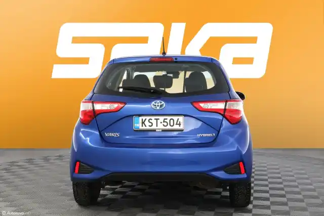 Sininen Viistoperä, Toyota Yaris – KST-504