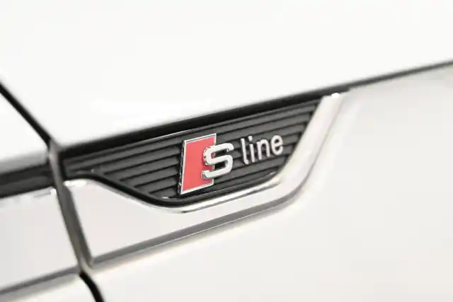 Valkoinen Viistoperä, Audi A5 – KST-953