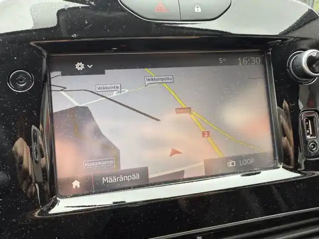 Musta Viistoperä, Renault Clio – KSV-286