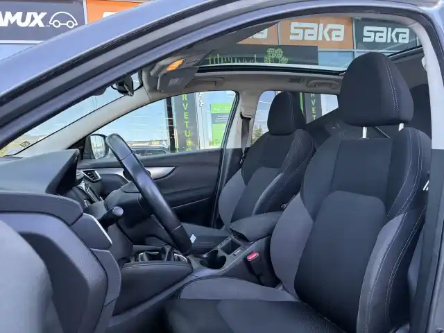 Harmaa Maastoauto, Nissan Qashqai – KSV-637