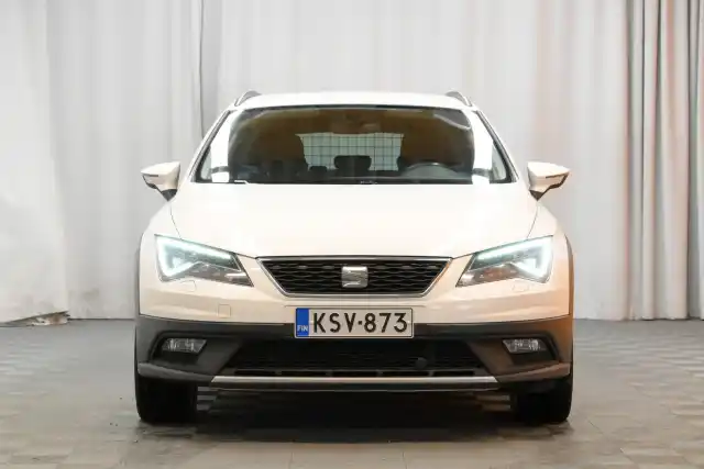 Valkoinen Farmari, Seat Leon X-Perience – KSV-873