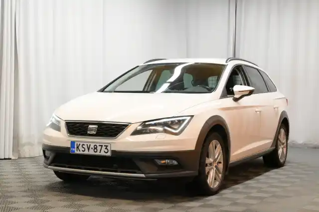 Valkoinen Farmari, Seat Leon X-Perience – KSV-873