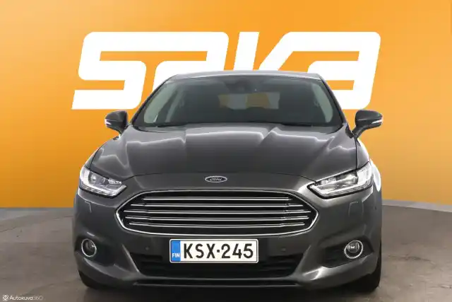 Harmaa Viistoperä, Ford Mondeo – KSX-245