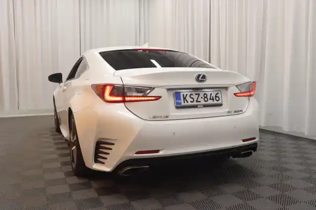 Valkoinen Coupe, Lexus RC – KSZ-846