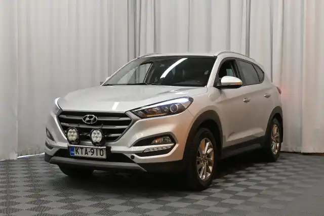 Hopea Maastoauto, Hyundai Tucson – KTA-910