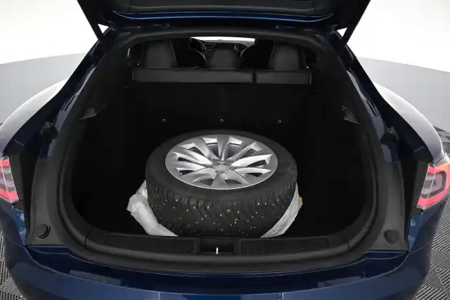Sininen Sedan, Tesla Model S – KTB-177