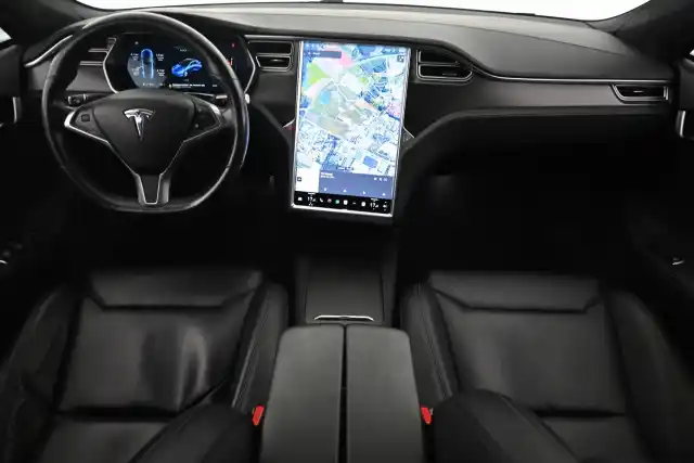Sininen Sedan, Tesla Model S – KTB-177
