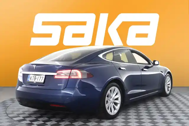 Sininen Sedan, Tesla Model S – KTB-177