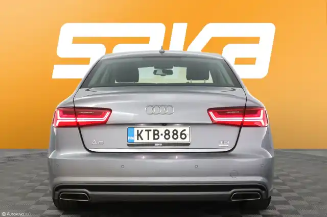 Harmaa Sedan, Audi A6 – KTB-886