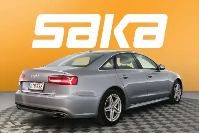 Harmaa Sedan, Audi A6 – KTB-886