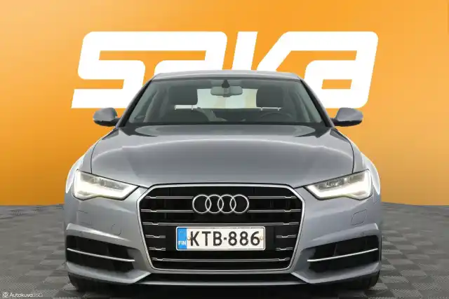 Harmaa Sedan, Audi A6 – KTB-886