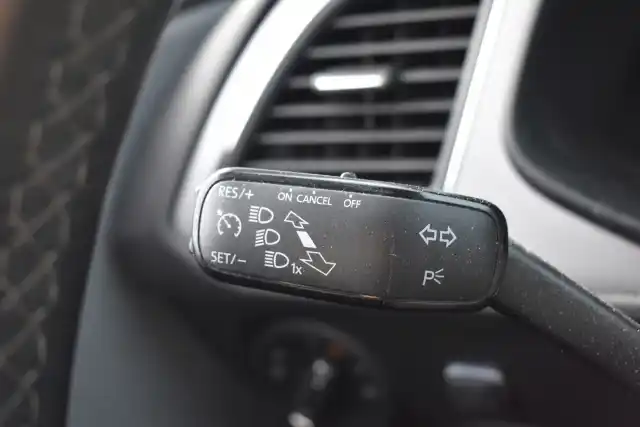 Musta Farmari, Seat Leon ST – KTC-660