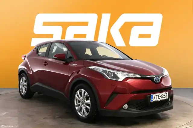 Punainen Maastoauto, Toyota C-HR – KTE-553